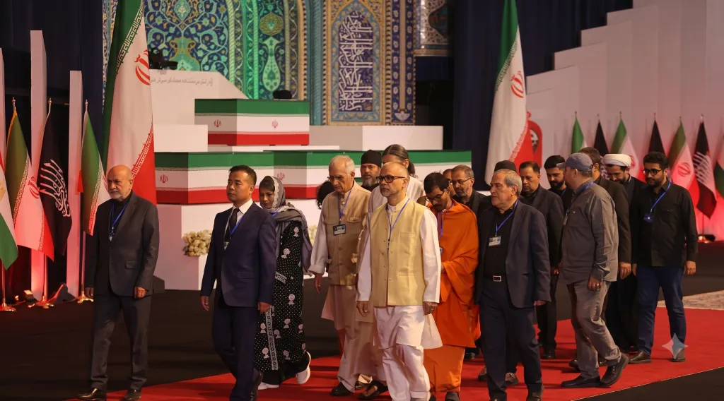Funeral Drew Delegations from Several Countries