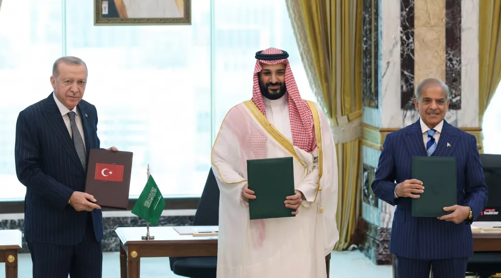 Pakistan, Saudi Arabia and Türkiye Strengthen Defence Cooperation