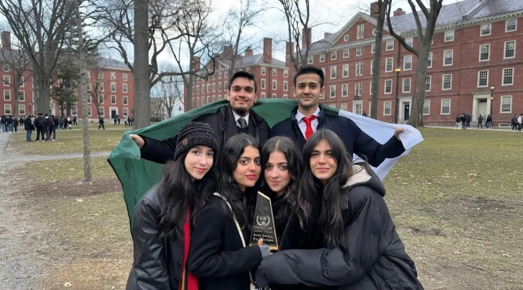 Harvard Students Explore Pakistan