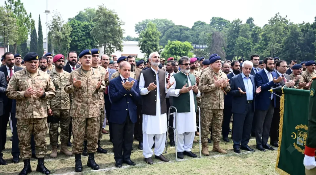 A Nation Pays Tribute