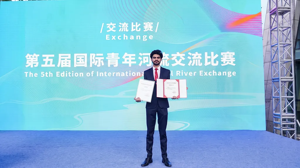 A Pakistani Student Earns Global Recognition For Water Innovation